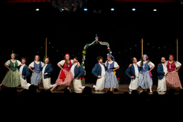 Spectacle de la Farandole de Courtepin les 8 et 9 mai 2026.