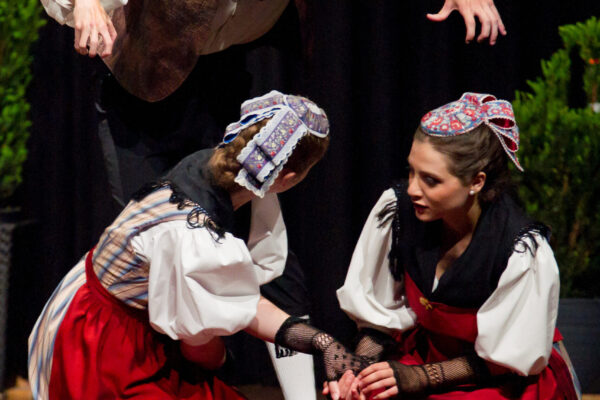 Spectacle de la Farandole de Courtepin les 8 et 9 mai 2026.
